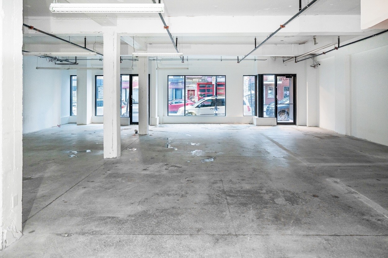 7472-7480 Rue Saint-Hubert, Montréal, QC for Rent