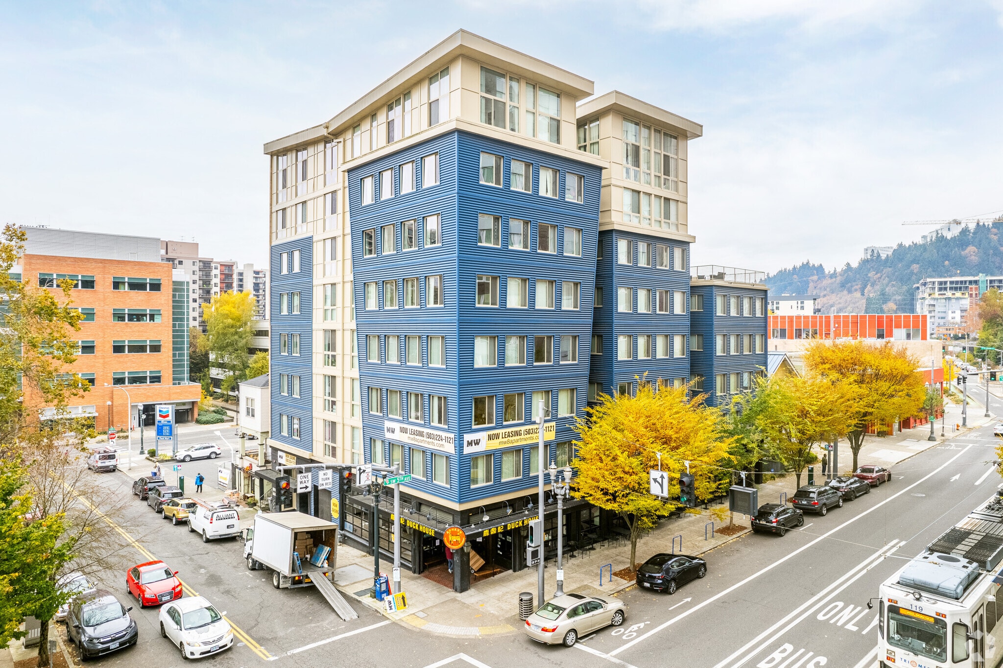 434 SW College St, Portland, OR for Sale