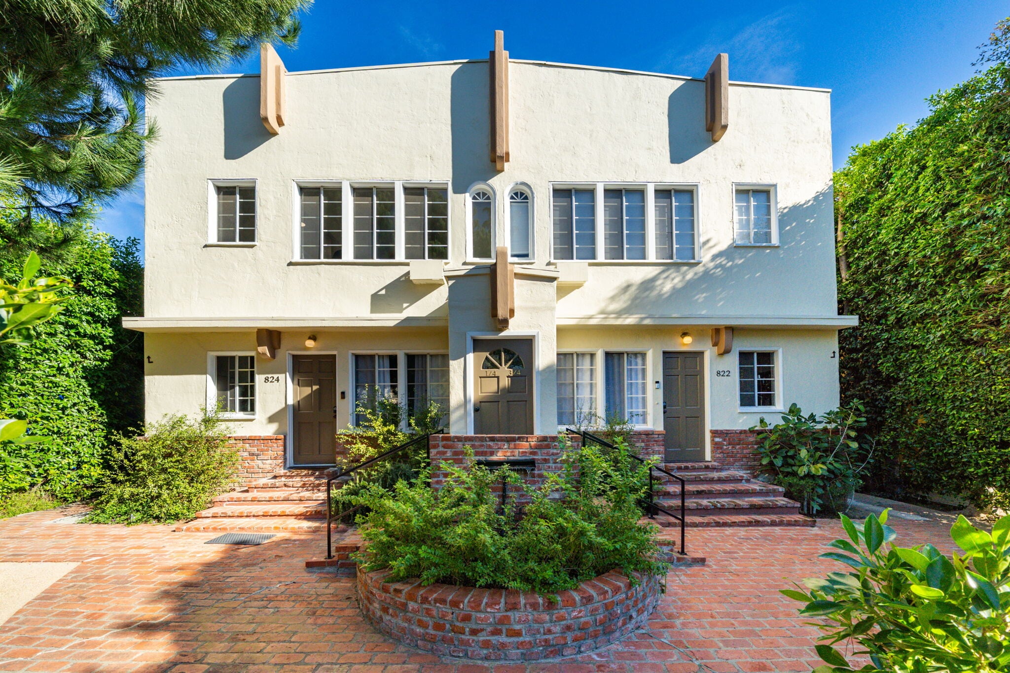 822 Hayworth Ave, Los Angeles, CA for Sale