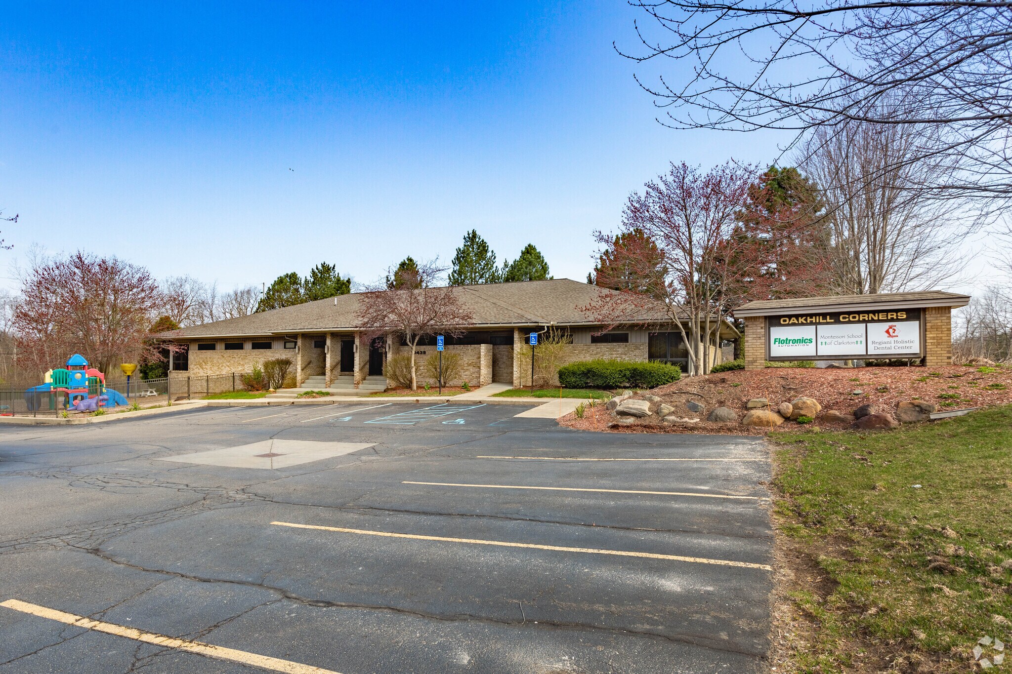 10439 Ortonville Rd, Clarkston, MI for Sale