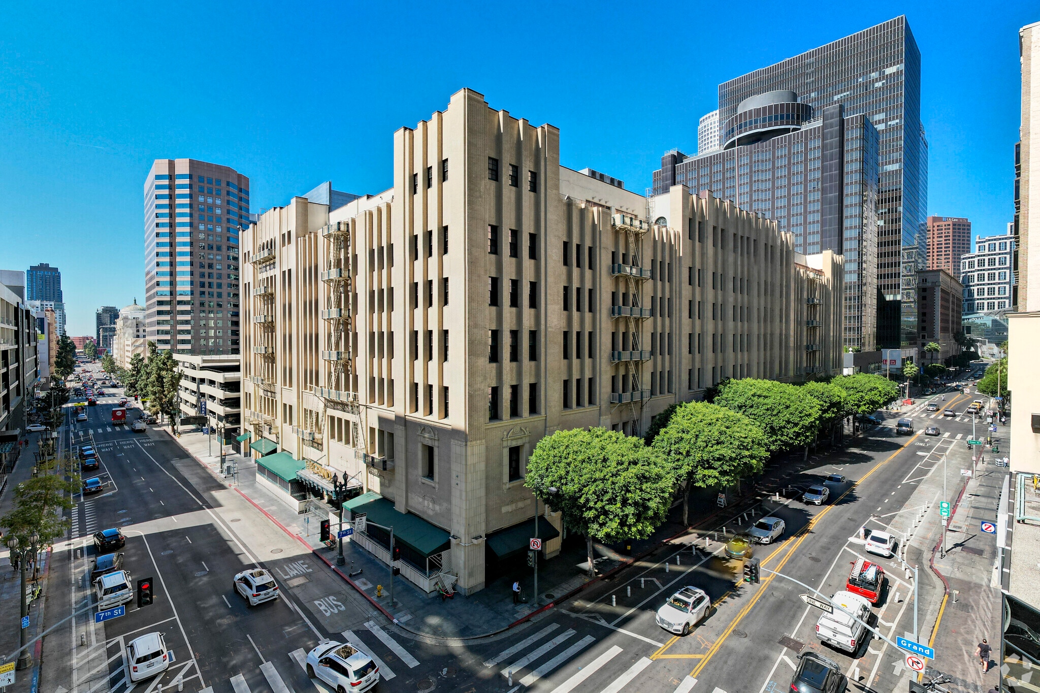 600 W 7th St, Los Angeles, CA for Rent