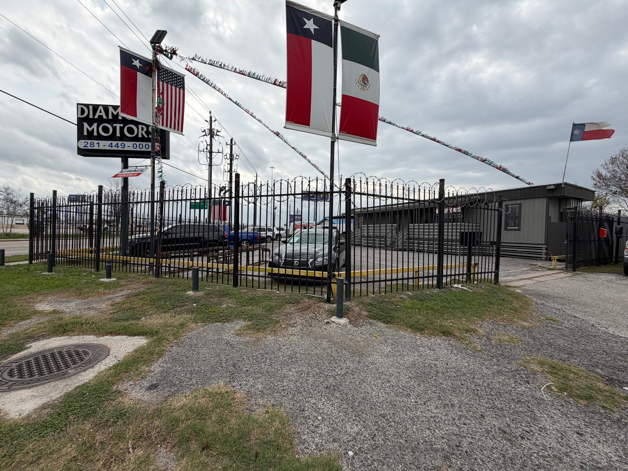 11055 Eastex Fwy, Houston, TX for Sale