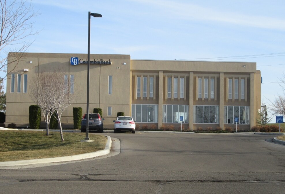 1715 Pole Line Rd E Twin Falls, ID 83301 Retail Property for Sale on