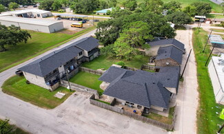 Van Vleck, TX Apartments - 301 Avenue H