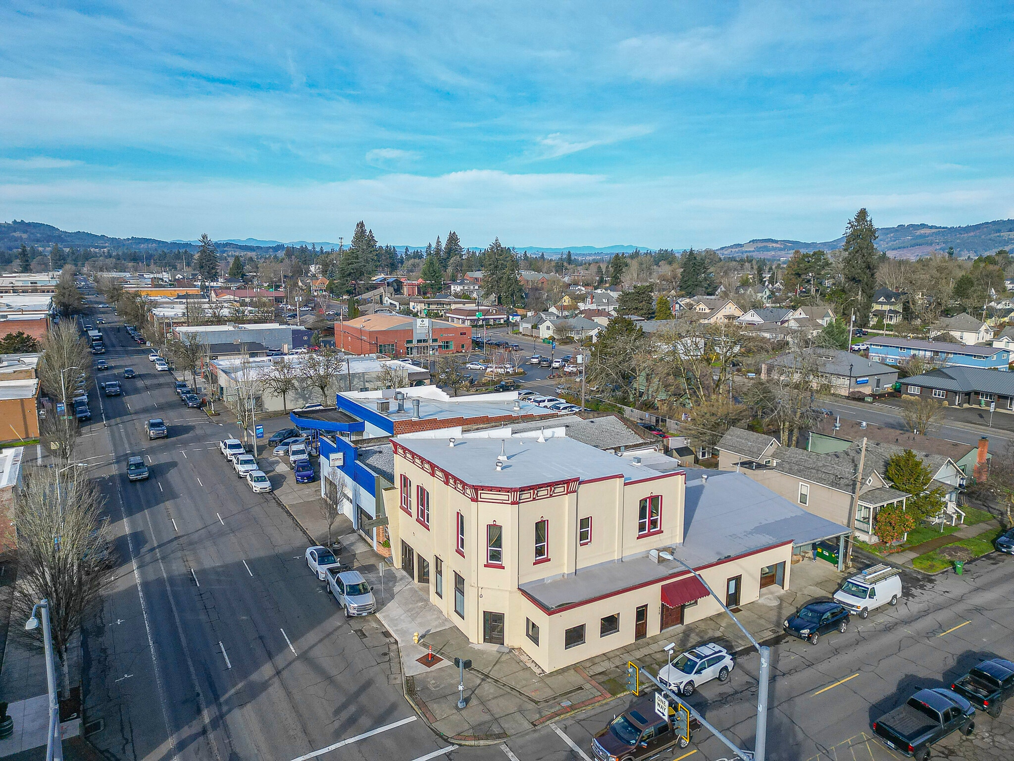 811 E 1st St, Newberg, OR for Rent