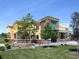 West Des Moines, IA Retail - 490 S 68th St