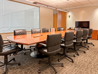 Chicago, IL Coworking Space - 200 S Wacker Dr