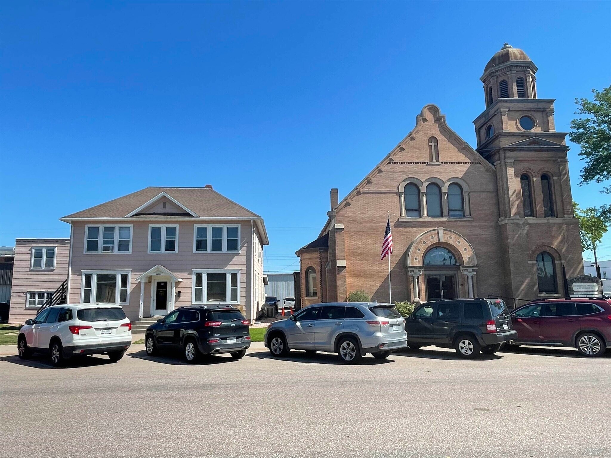 101 W 24th St, Kearney, NE for Sale