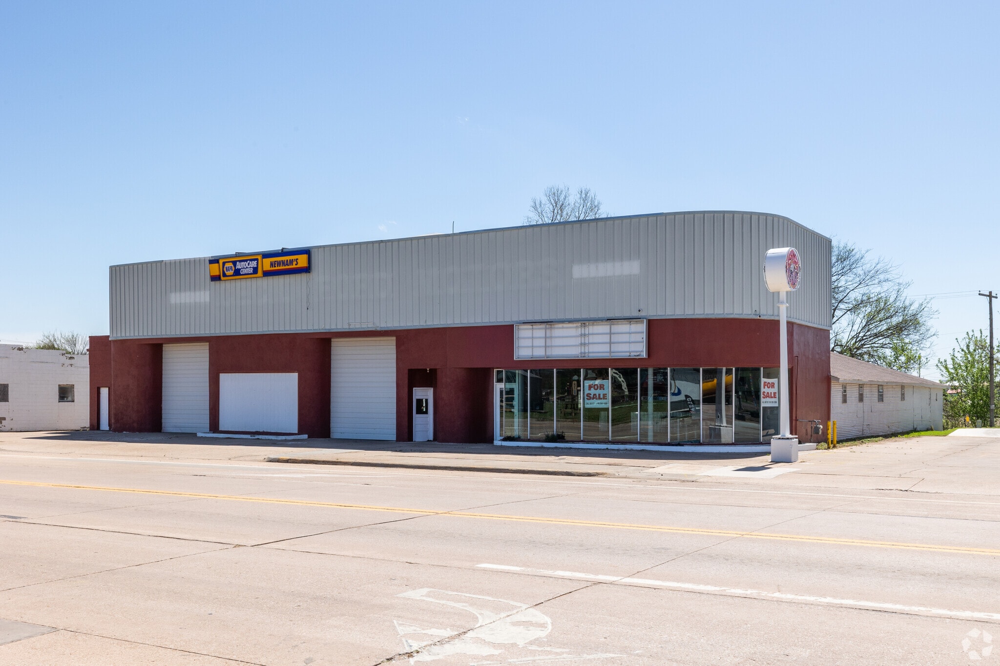 718 W Main St, Stroud, OK for Sale
