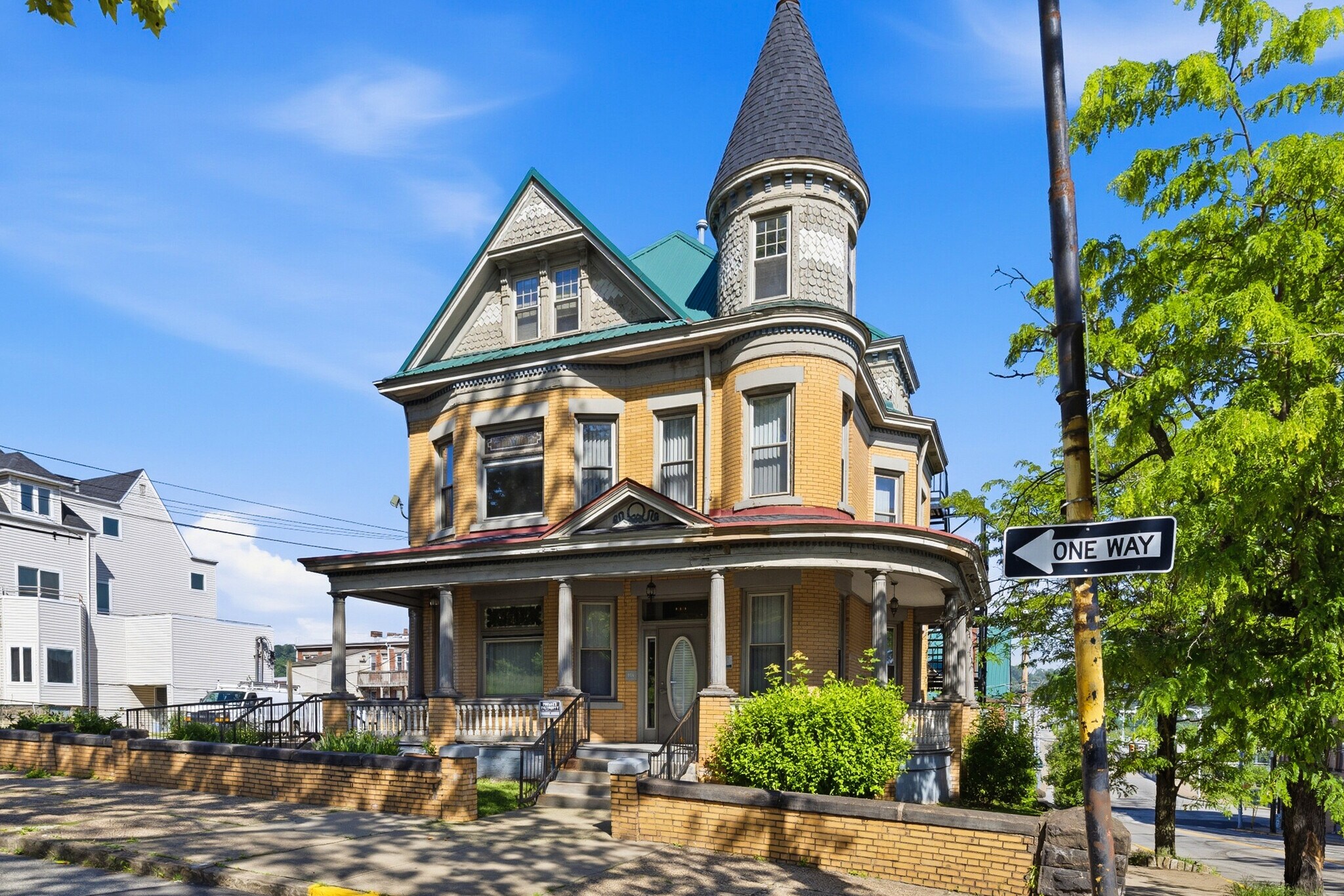 101 W 9th Ave, Homestead, PA for Sale