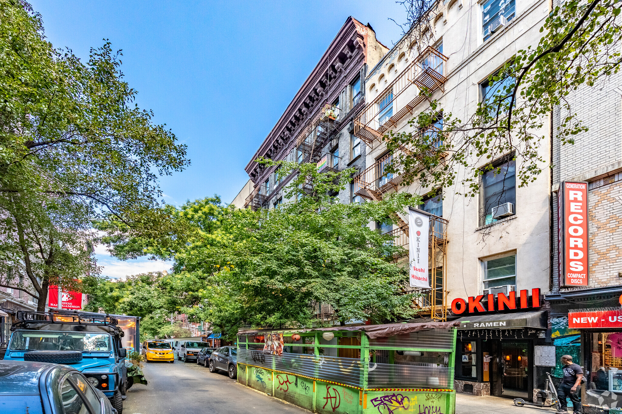 218-220 Thompson St, New York, NY for Rent