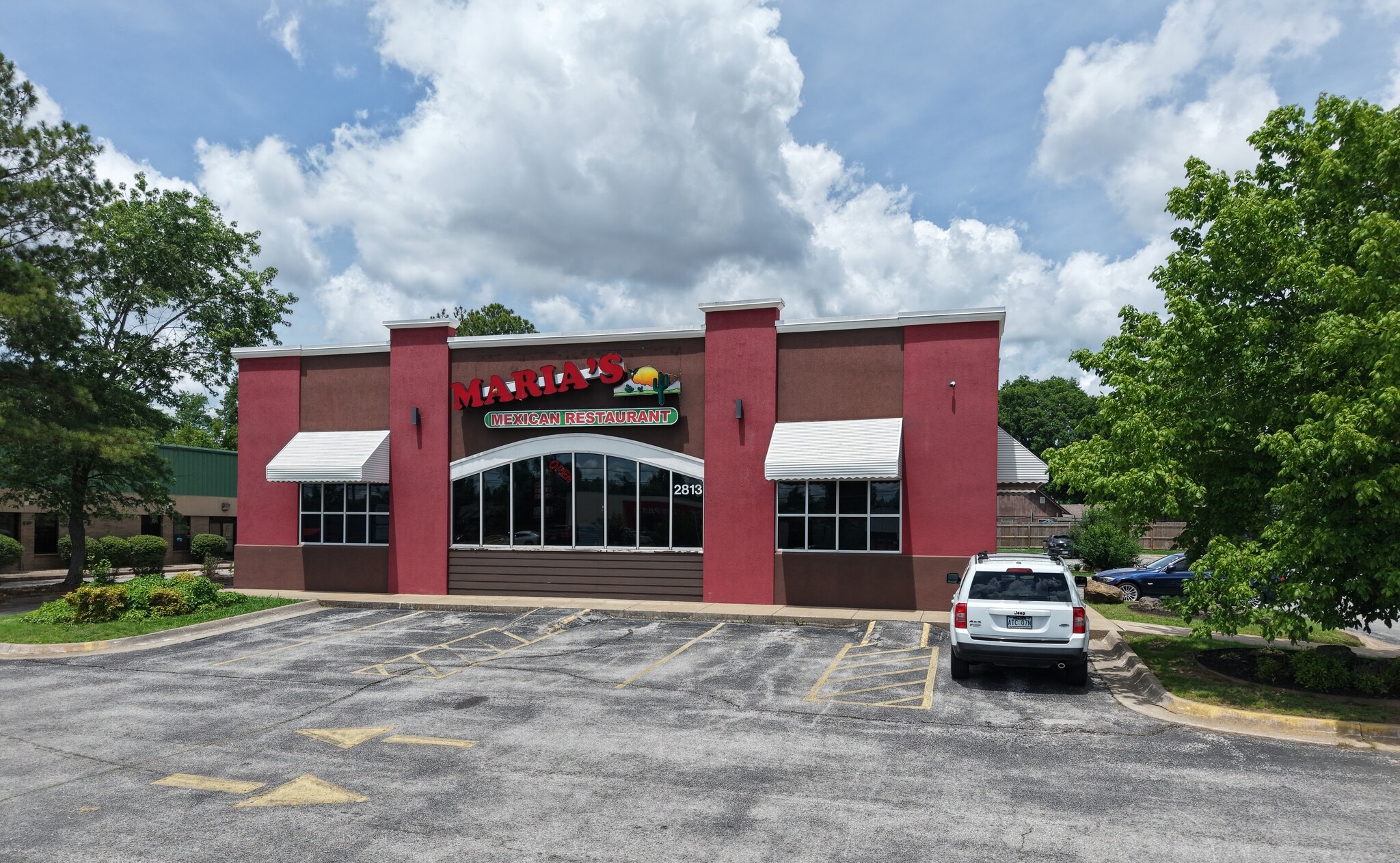 2813 W Walnut St, Rogers, AR for Sale