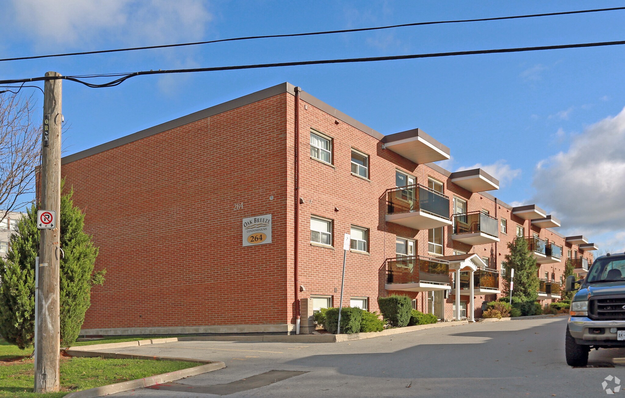 264 Oakdale Ave, St Catharines, ON for Sale