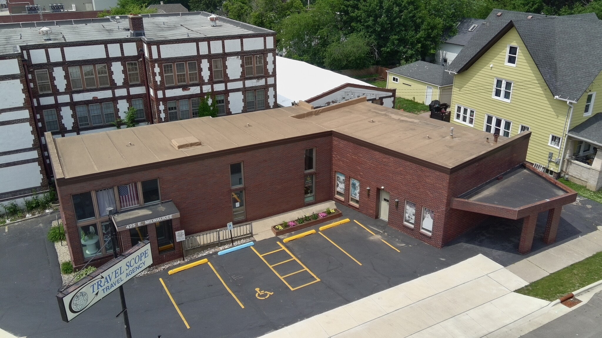 425 E Milwaukee St, Janesville, WI for Sale