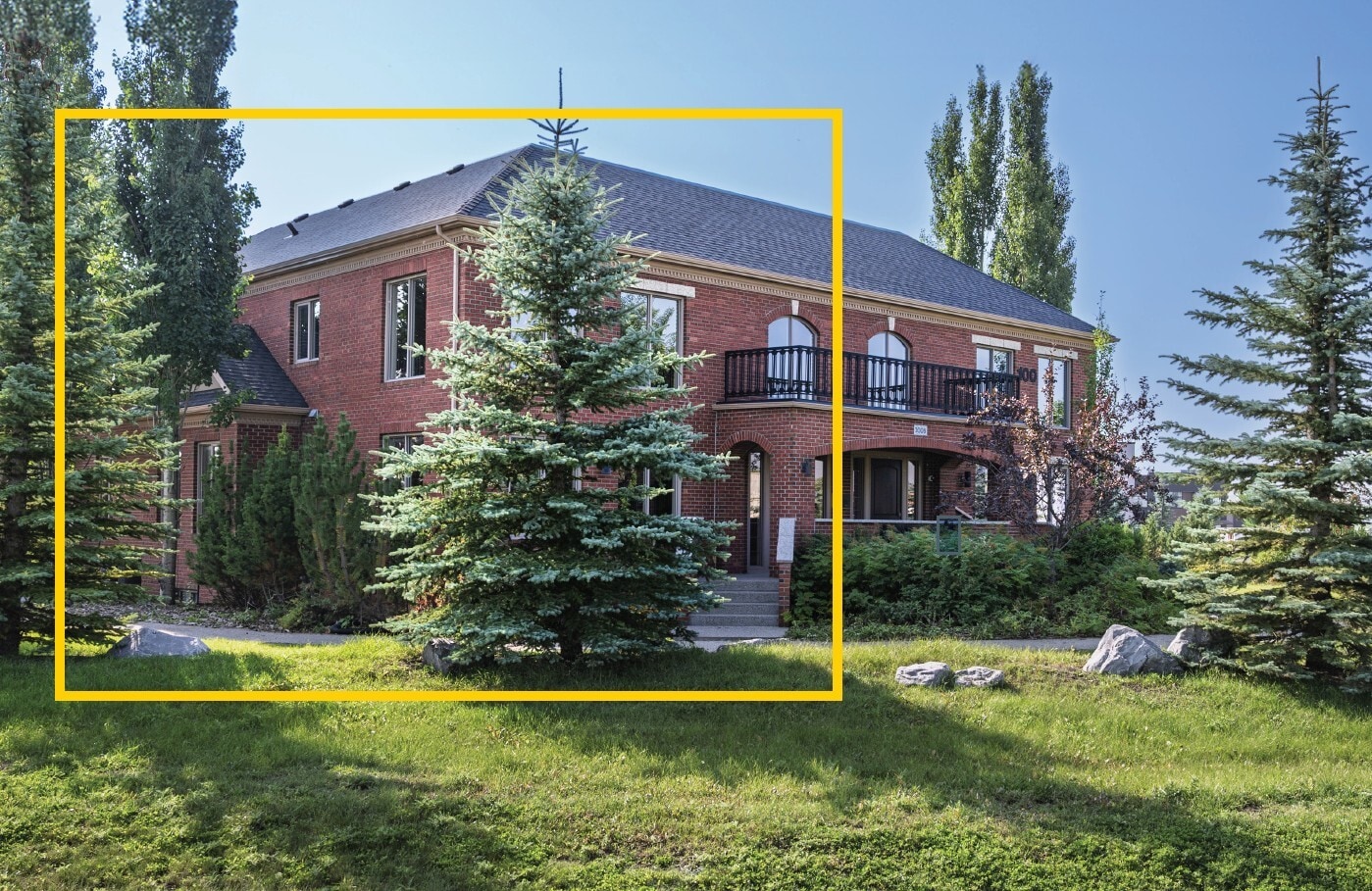 90 Commercial Dr, Calgary, AB for Rent