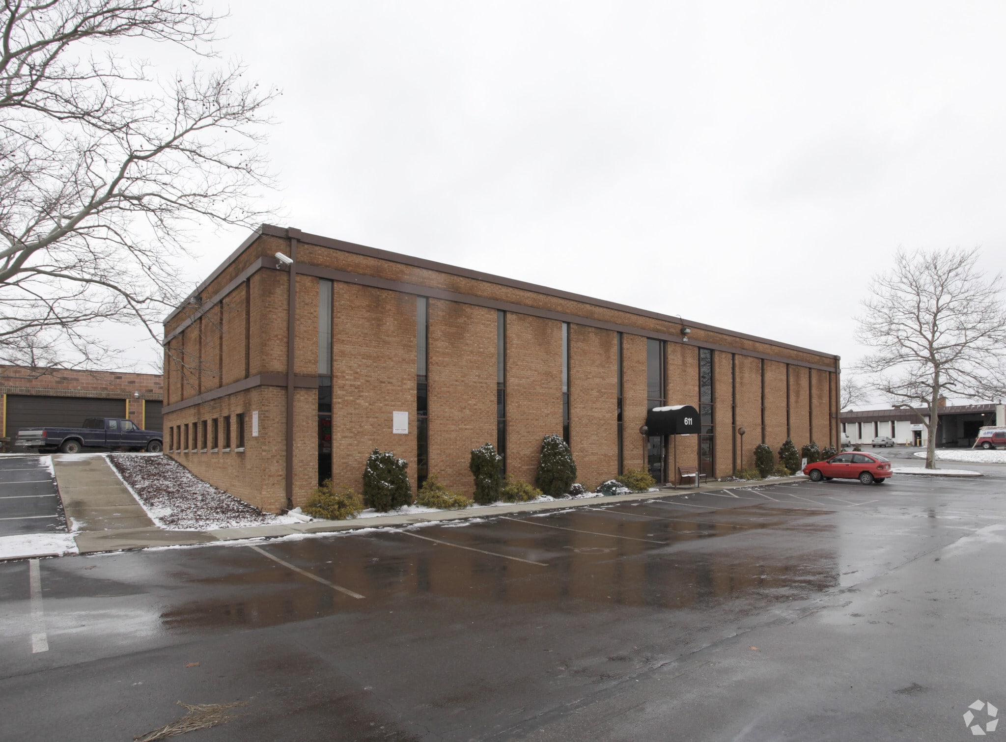 611 E Weber Rd, Columbus, OH for Rent