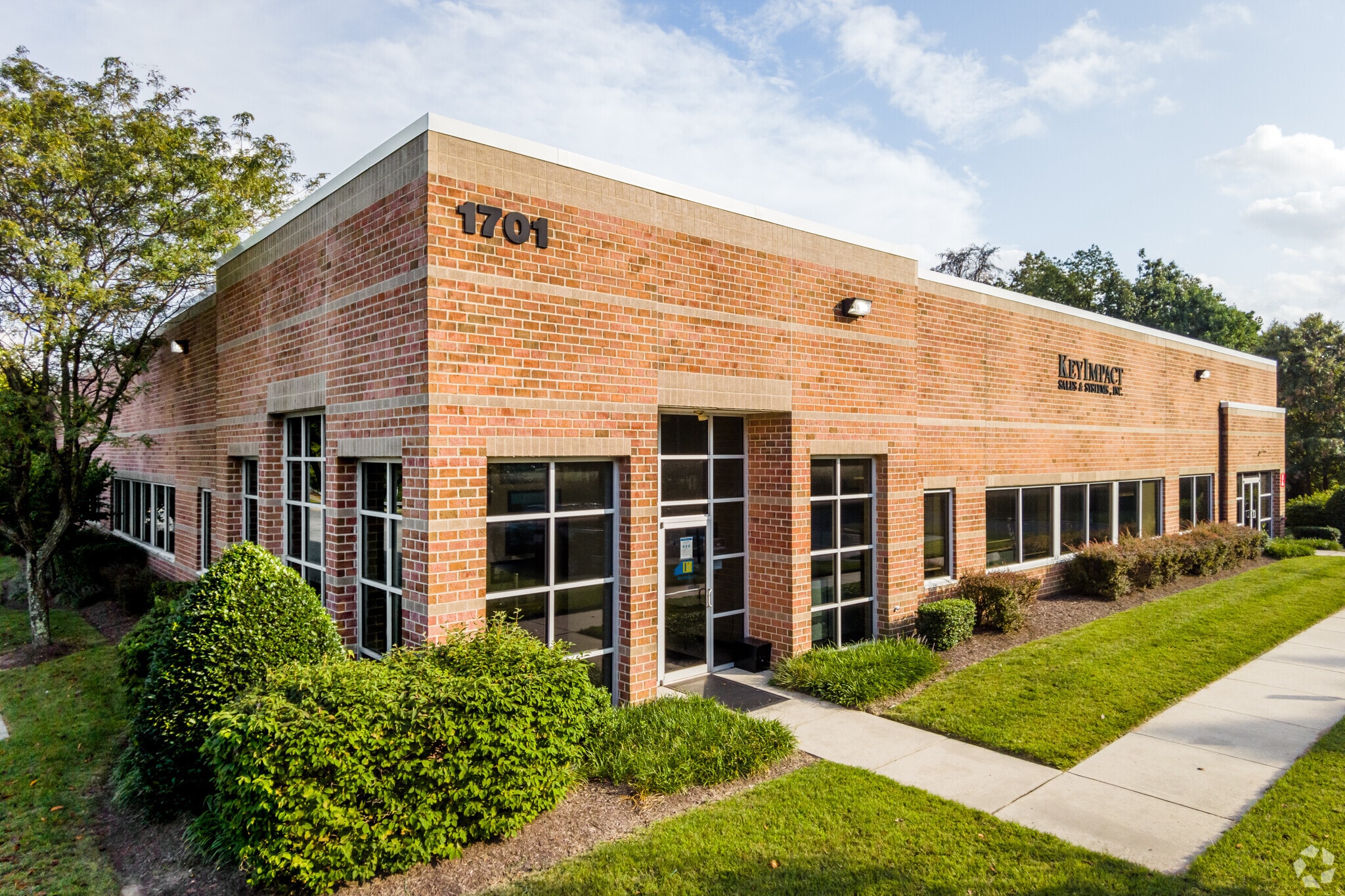 1701 Crossroads Dr, Odenton, MD for Rent