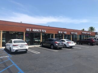 Lakewood, CA Retail - 4130-4146 Paramount Blvd
