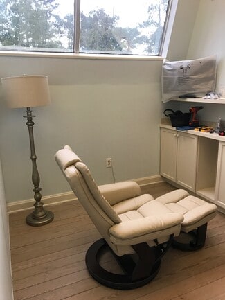 Mandeville, LA Office, Flex - 645 Lotus Dr