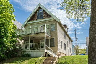 2630-2632 N Bartlett Ave  