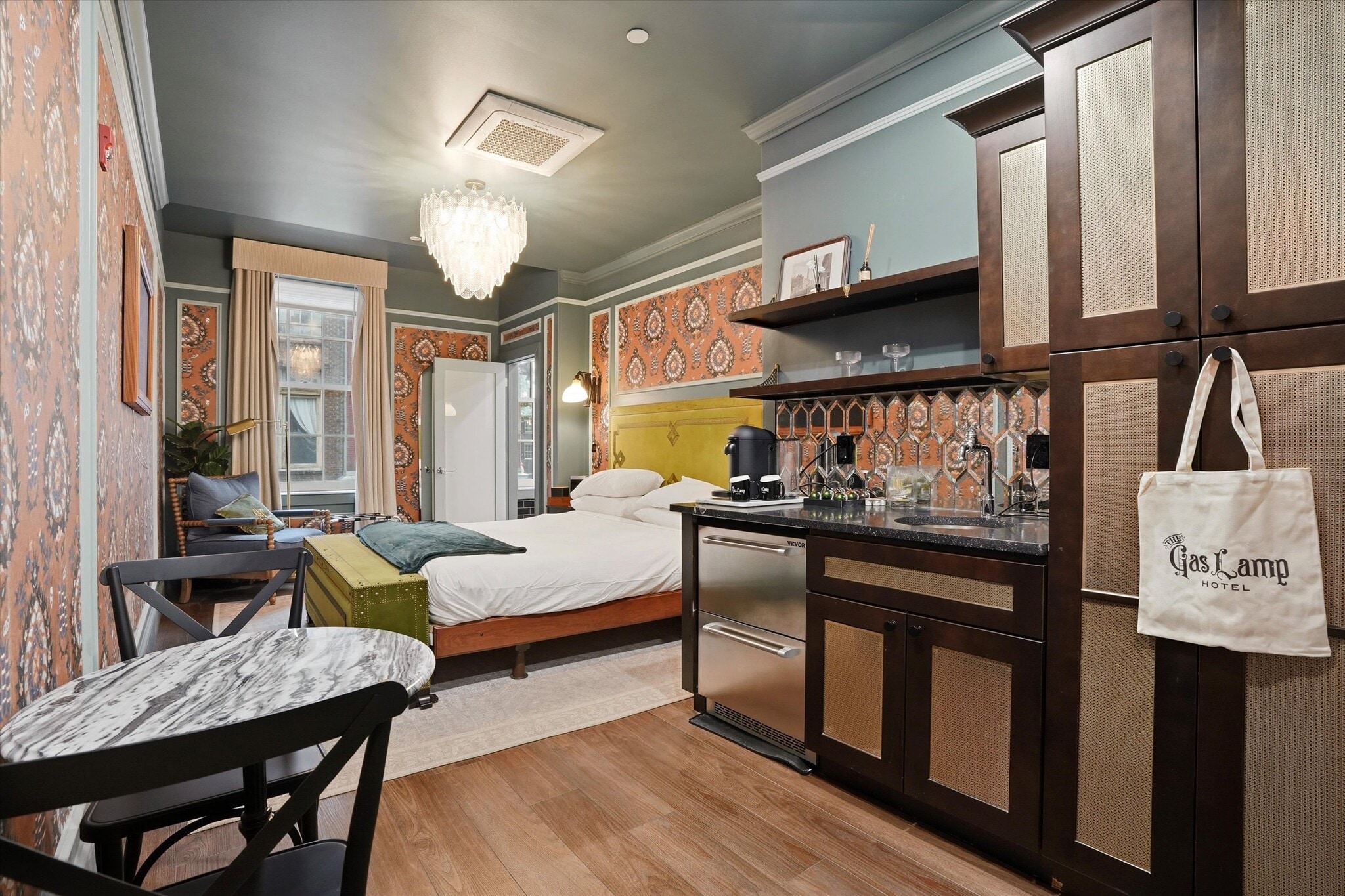 140 N 2nd St, Philadelphia, PA for Sale