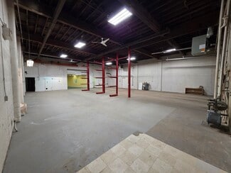 Edmonton, AB Flex - 10576-10593 106th St NW