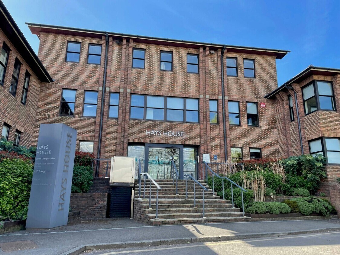 Millmead, Guildford, SRY for Rent