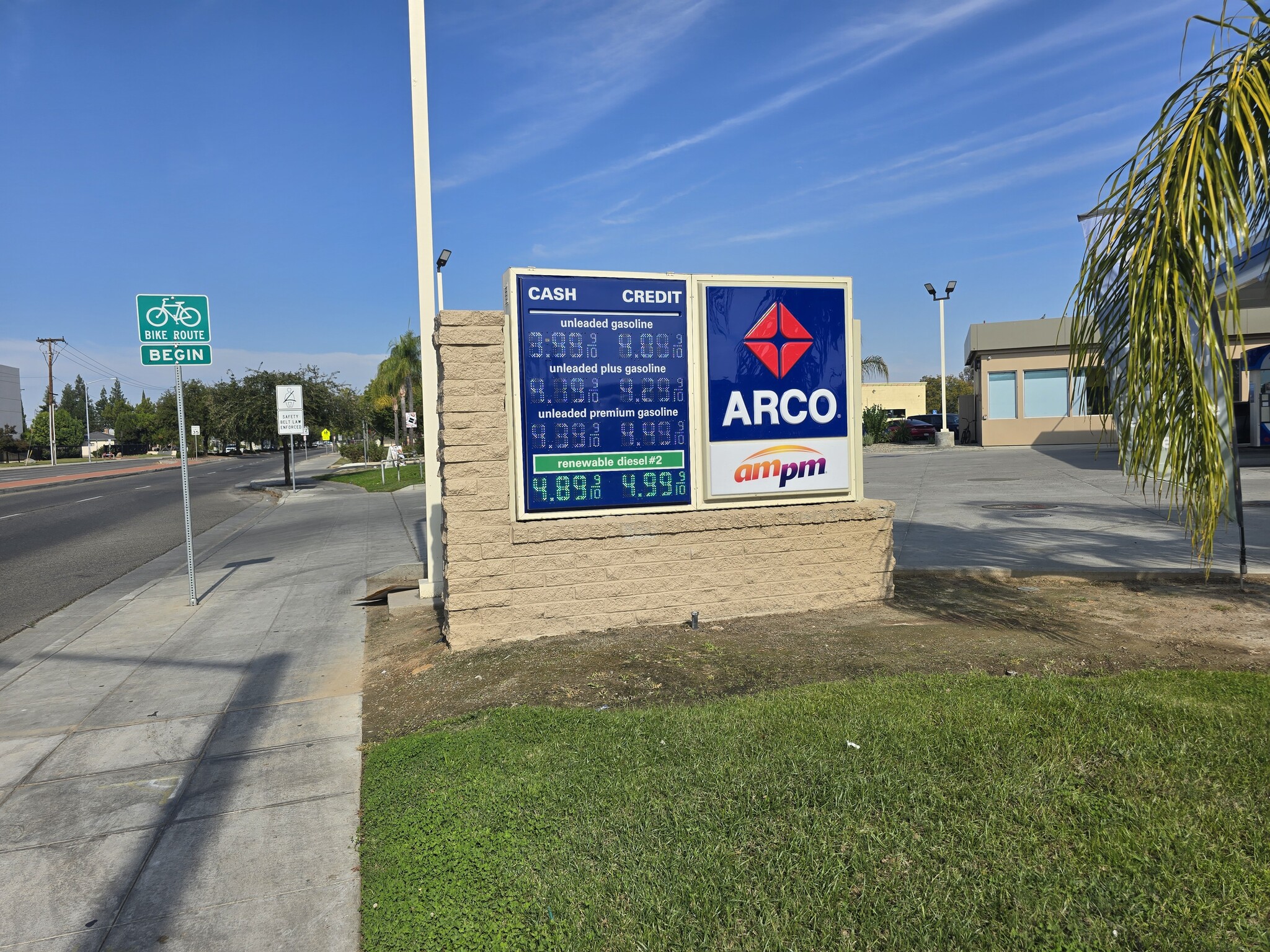 1020 E Shaw Ave, Fresno, CA for Sale