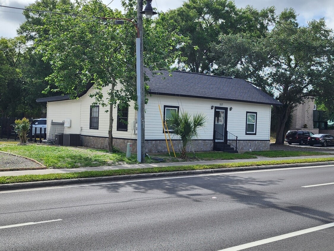 327 S Ronald Reagan Blvd, Longwood, FL for Sale