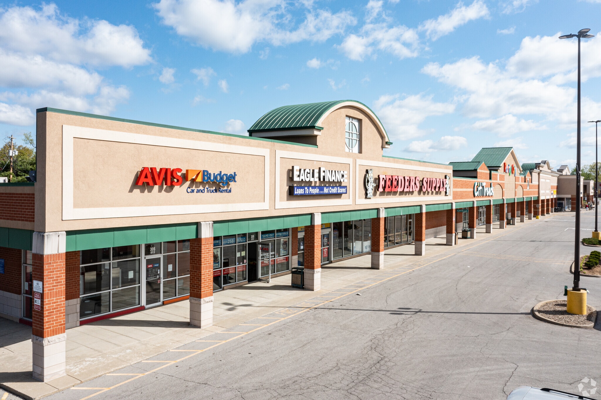 215-305 E Lewis & Clark Pky, Clarksville, IN for Rent