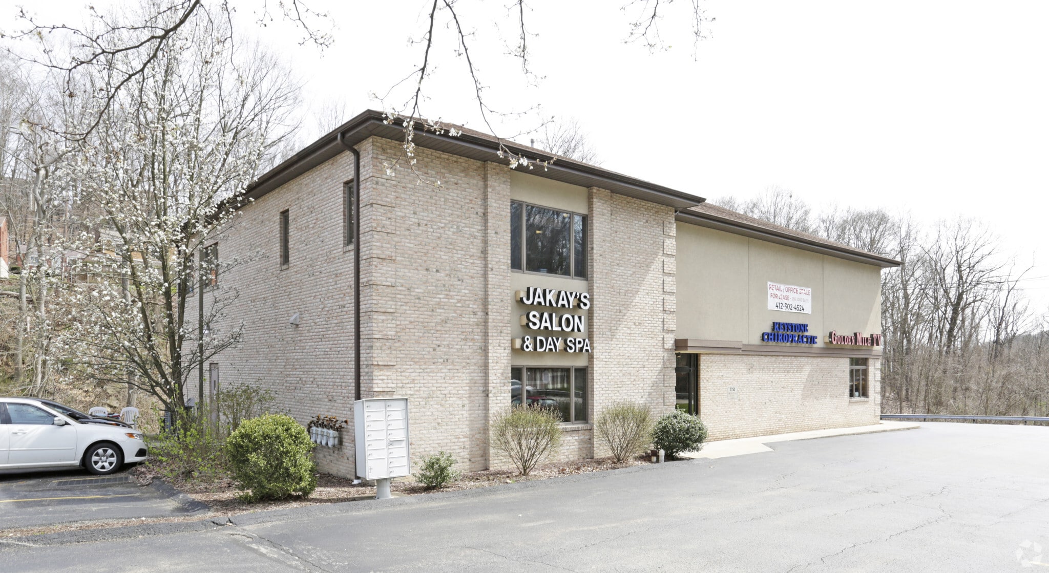 2750 Golden Mile Hwy, Pittsburgh, PA for Sale
