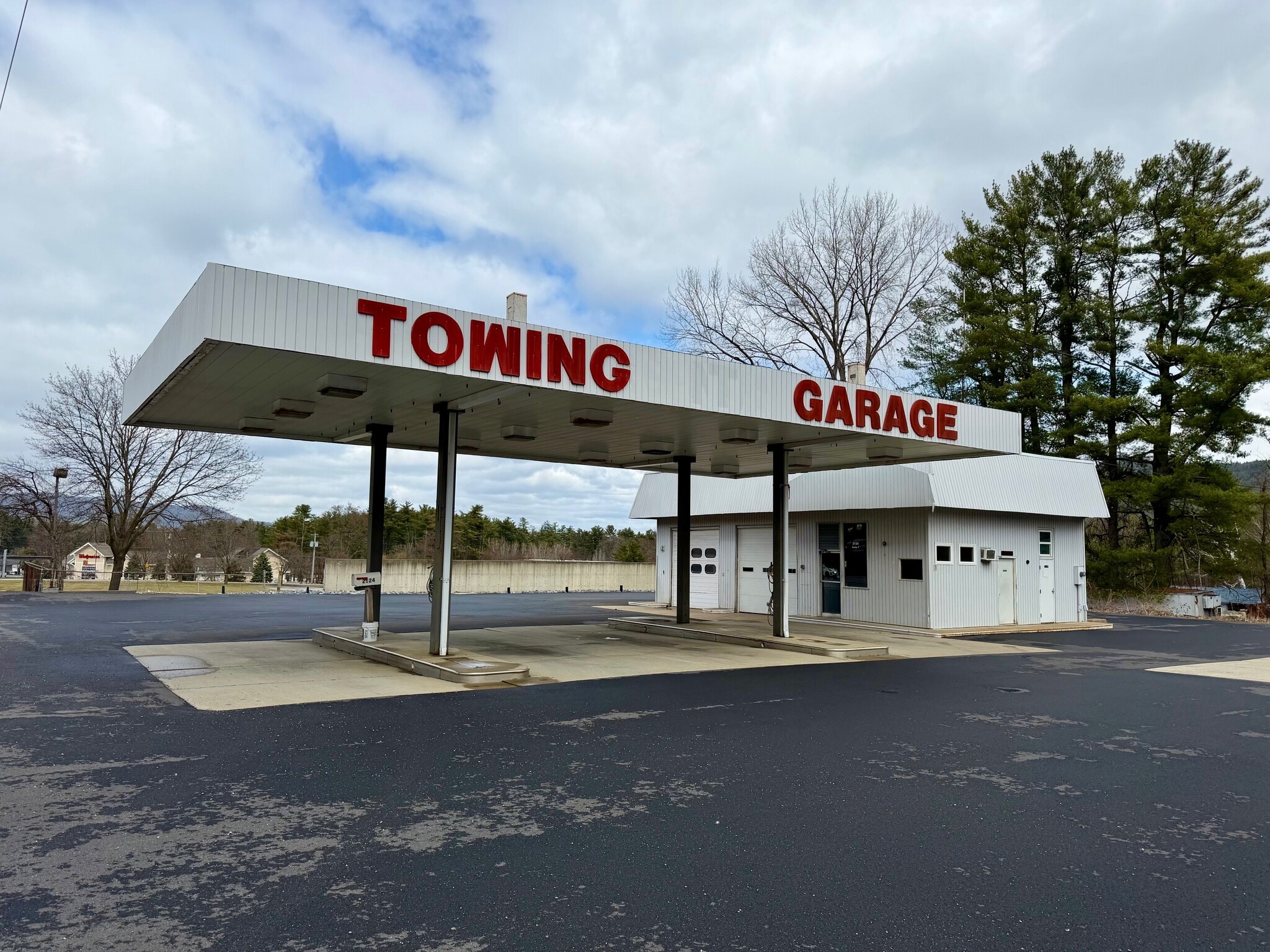 2124 Us-9, Lake George, NY for Sale