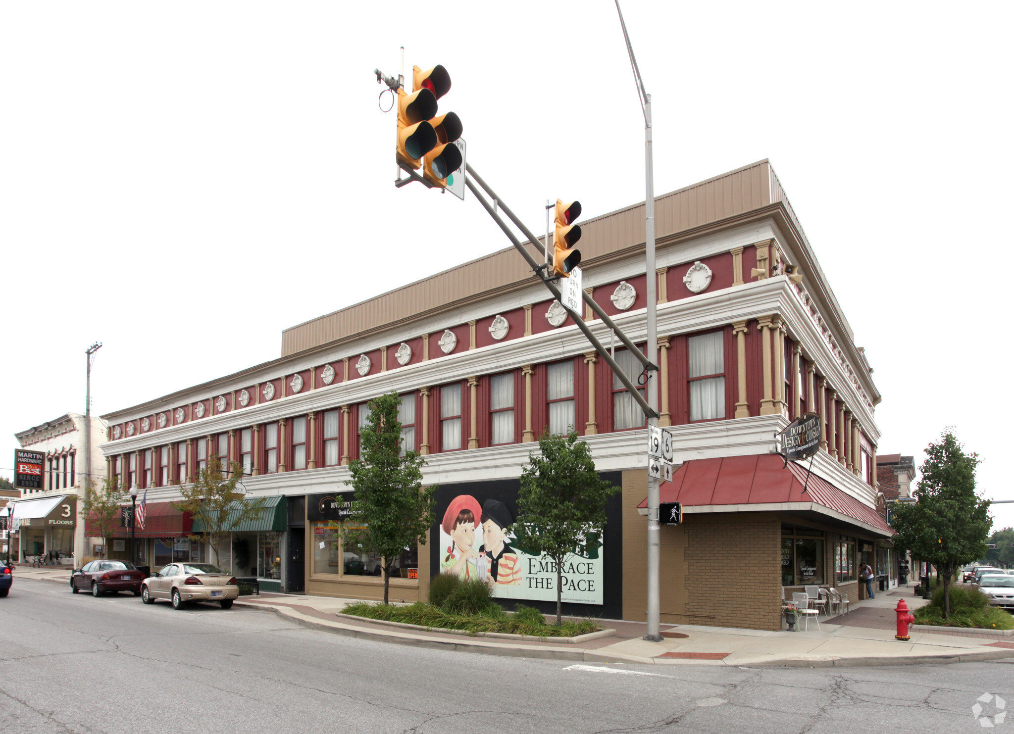 101-111 E Market St, Nappanee, IN for Rent