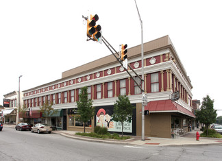 Nappanee, IN Retail - 101-111 E Market St