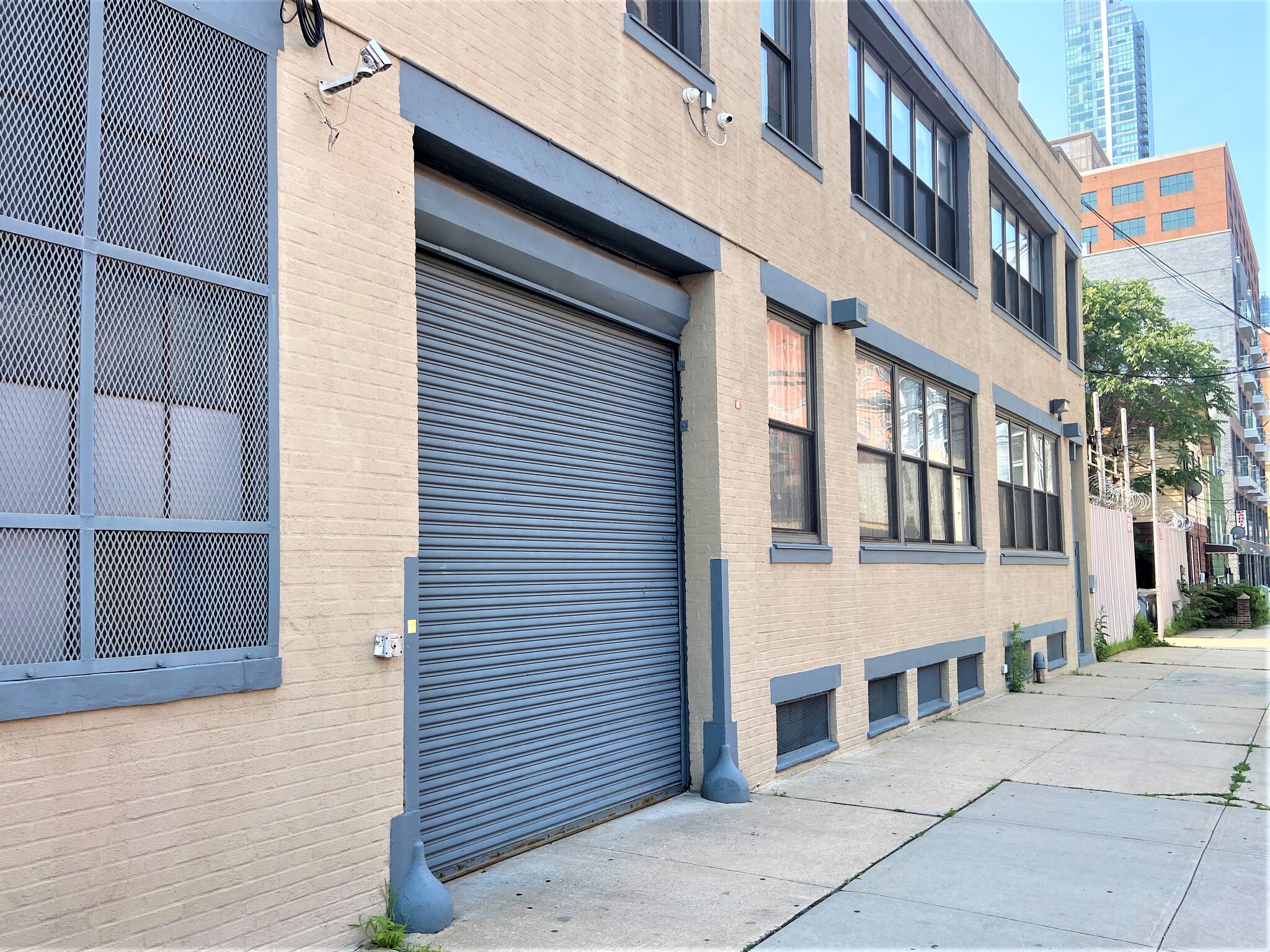 40-29 27th St, Long Island City, NY for Rent