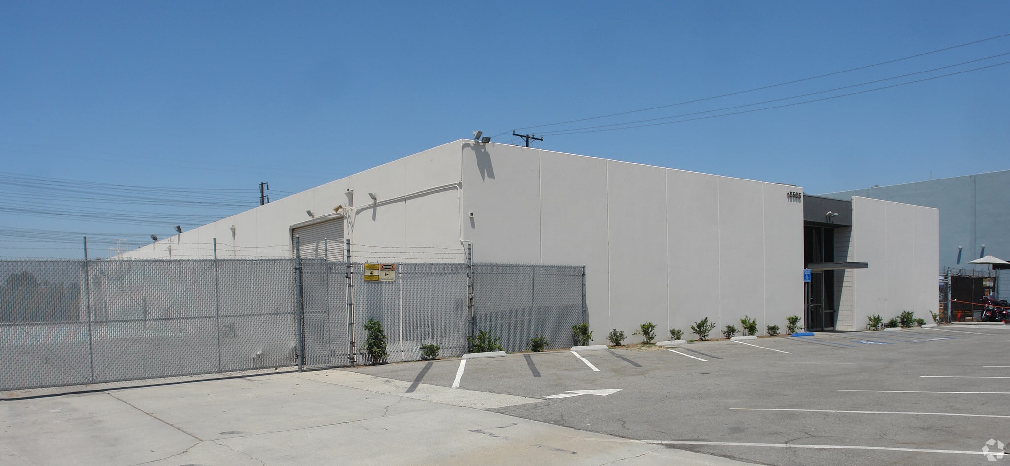15535 Texaco Ave, Paramount, CA for Sale