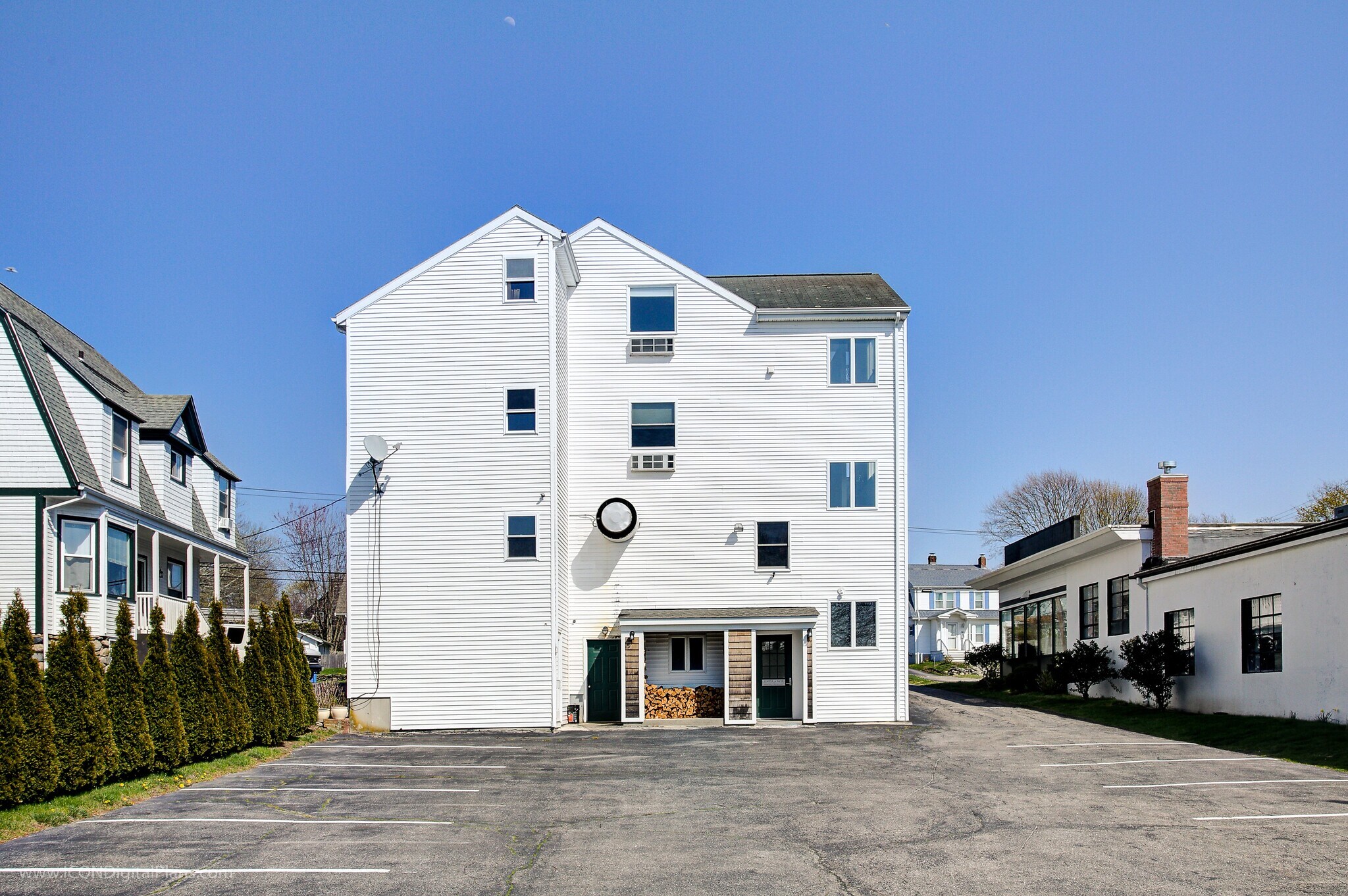 120 W Main Rd Middletown, RI 02842 Hospitality Property for Sale on