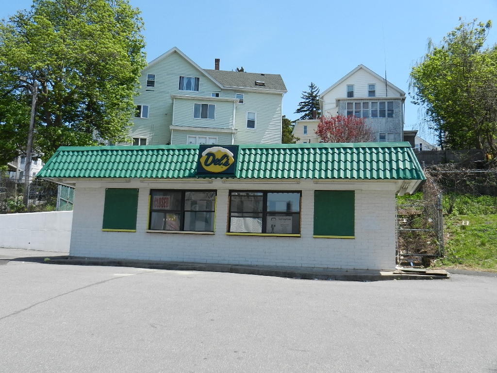 835 N Main St, Fall River, MA for Sale