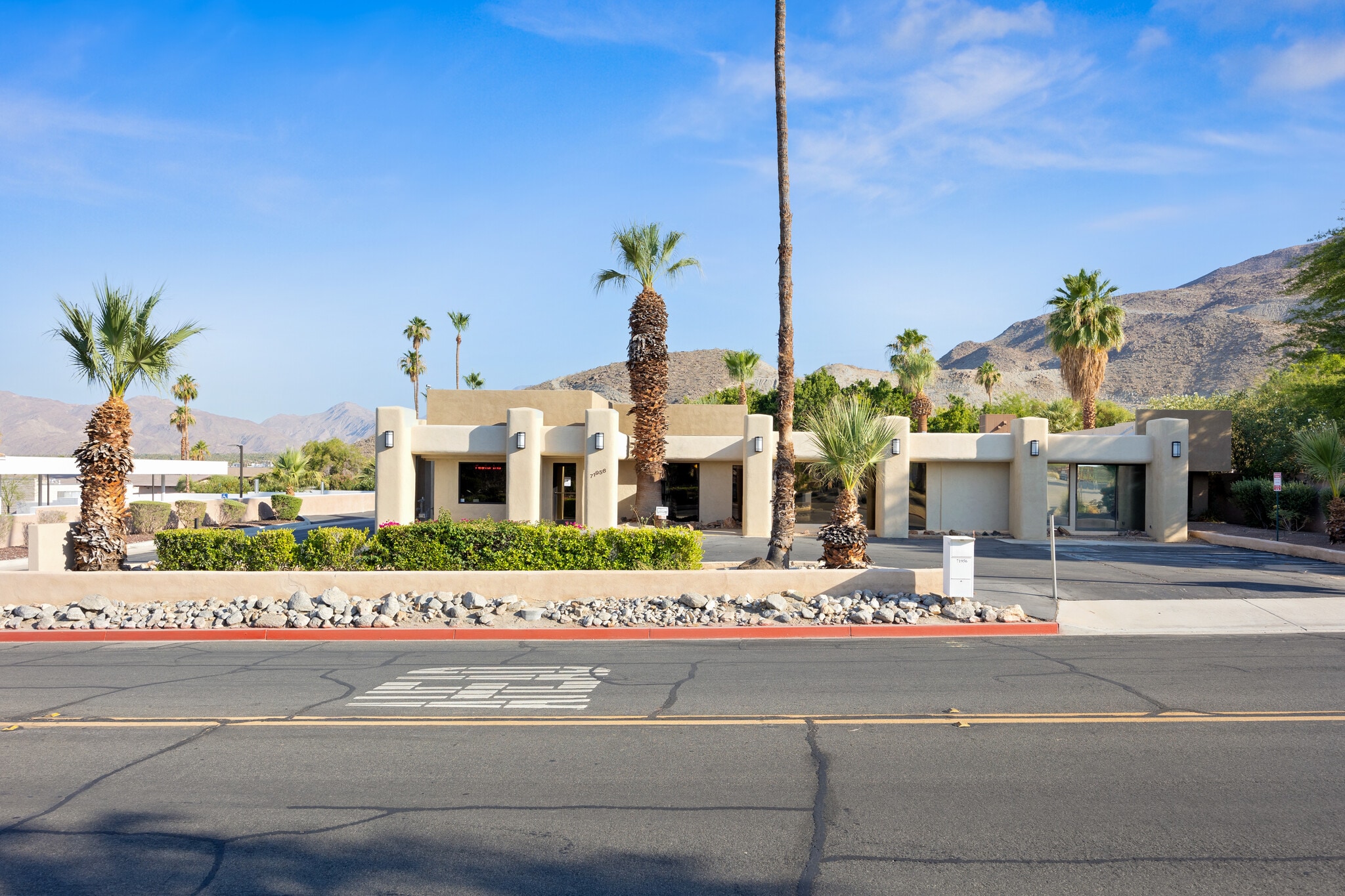 71956 Magnesia Falls Dr, Rancho Mirage, CA for Sale