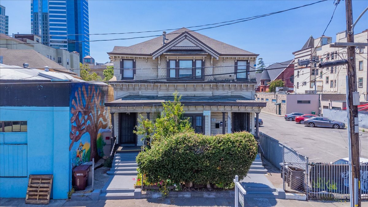 663 15th St, Oakland, CA for Sale