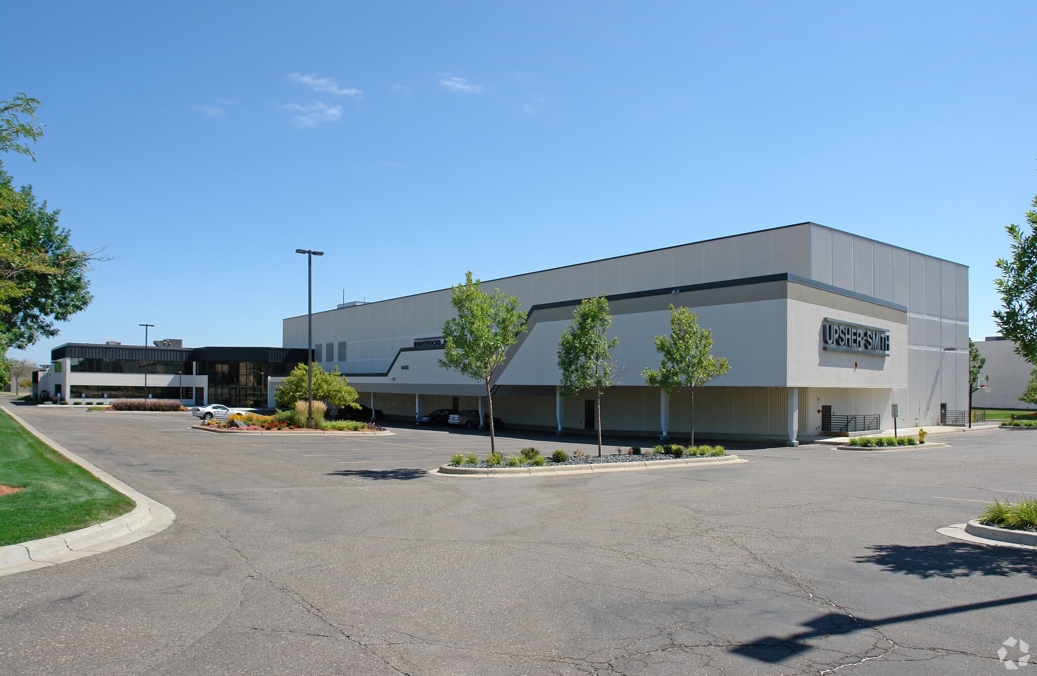 14905 N 23rd Ave, Plymouth, MN for Sale
