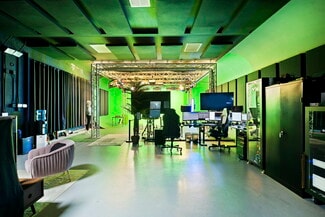 Los Angeles, CA Office - 5200 Venice Blvd
