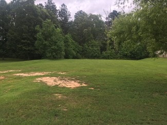 588 Lakeland East Dr