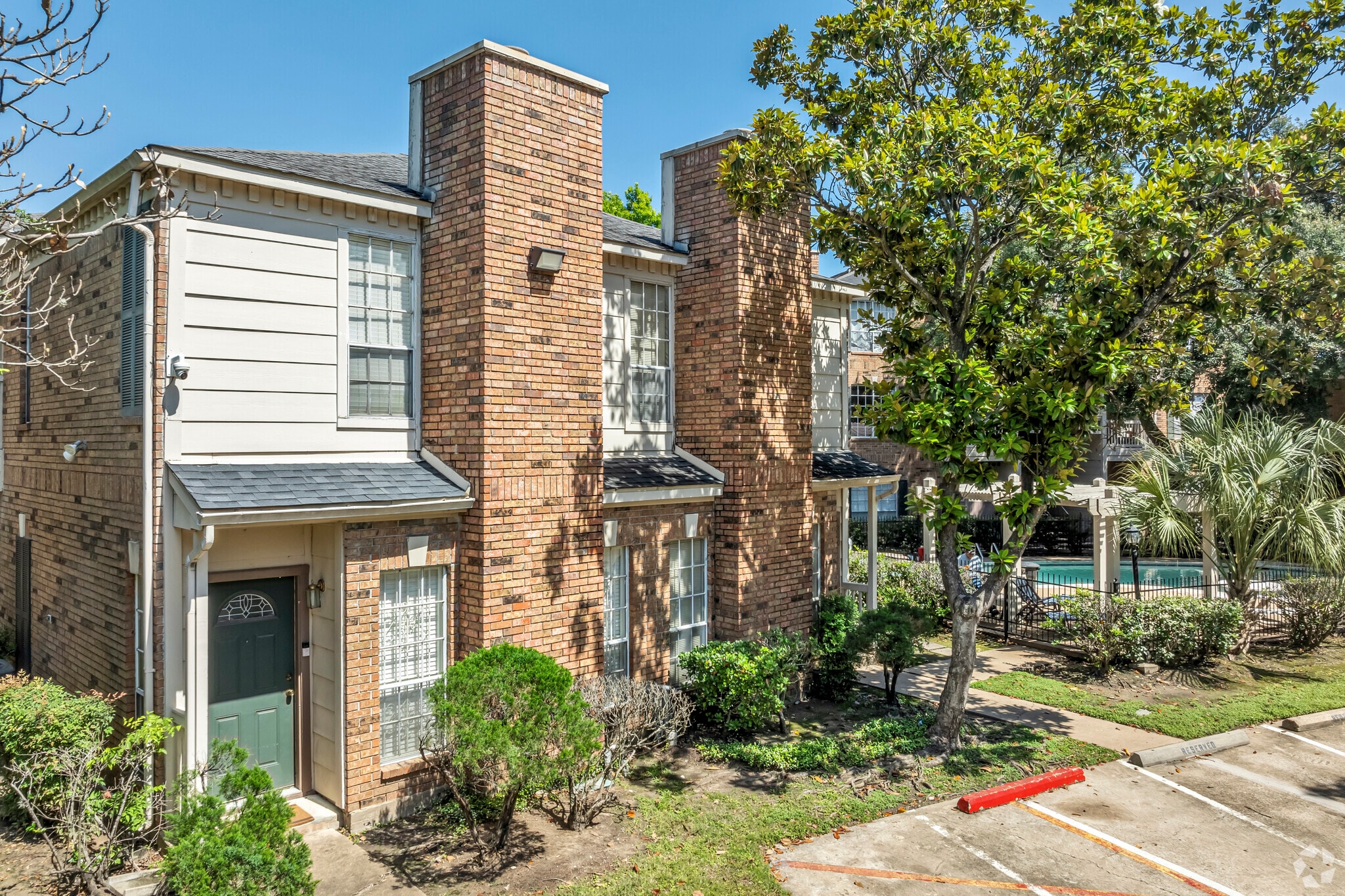 2626 Holly Hall St, Houston, TX for Sale