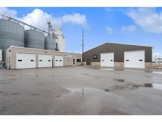 Owatonna, MN Warehouse - 650 N Elm Ave Owatonna, MN Warehouse - 650 N Elm Ave