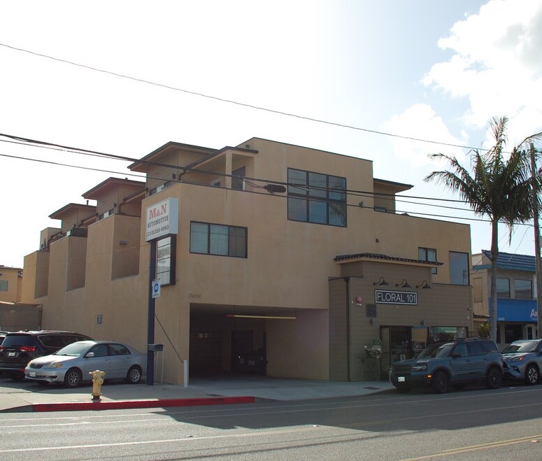 25024 Narbonne Ave, Lomita, CA for Sale