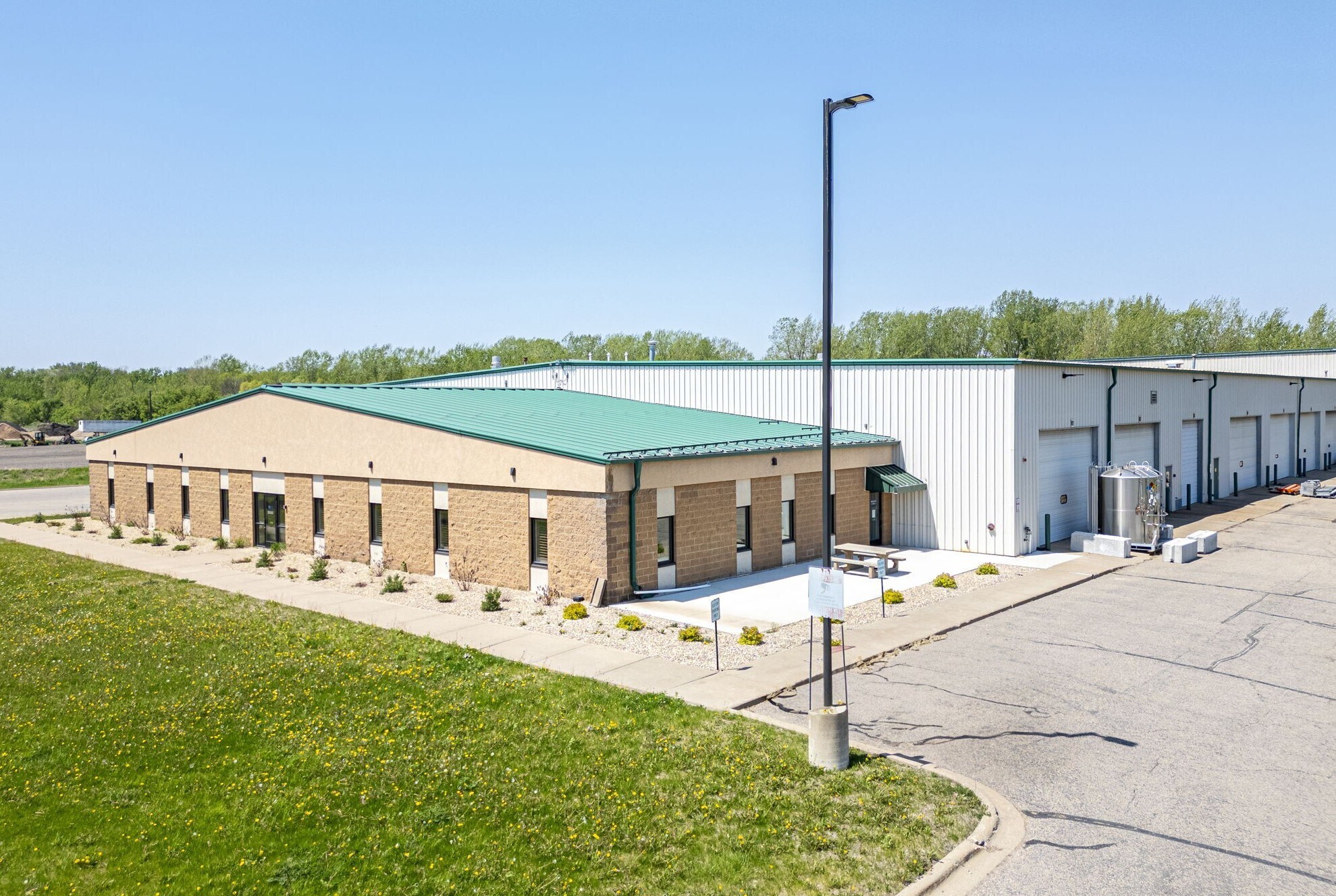 1800 Riverview Dr, Northfield, MN for Sale