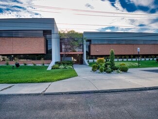 Farmington Hills, MI Office/Medical - 23800 Orchard Lake Rd