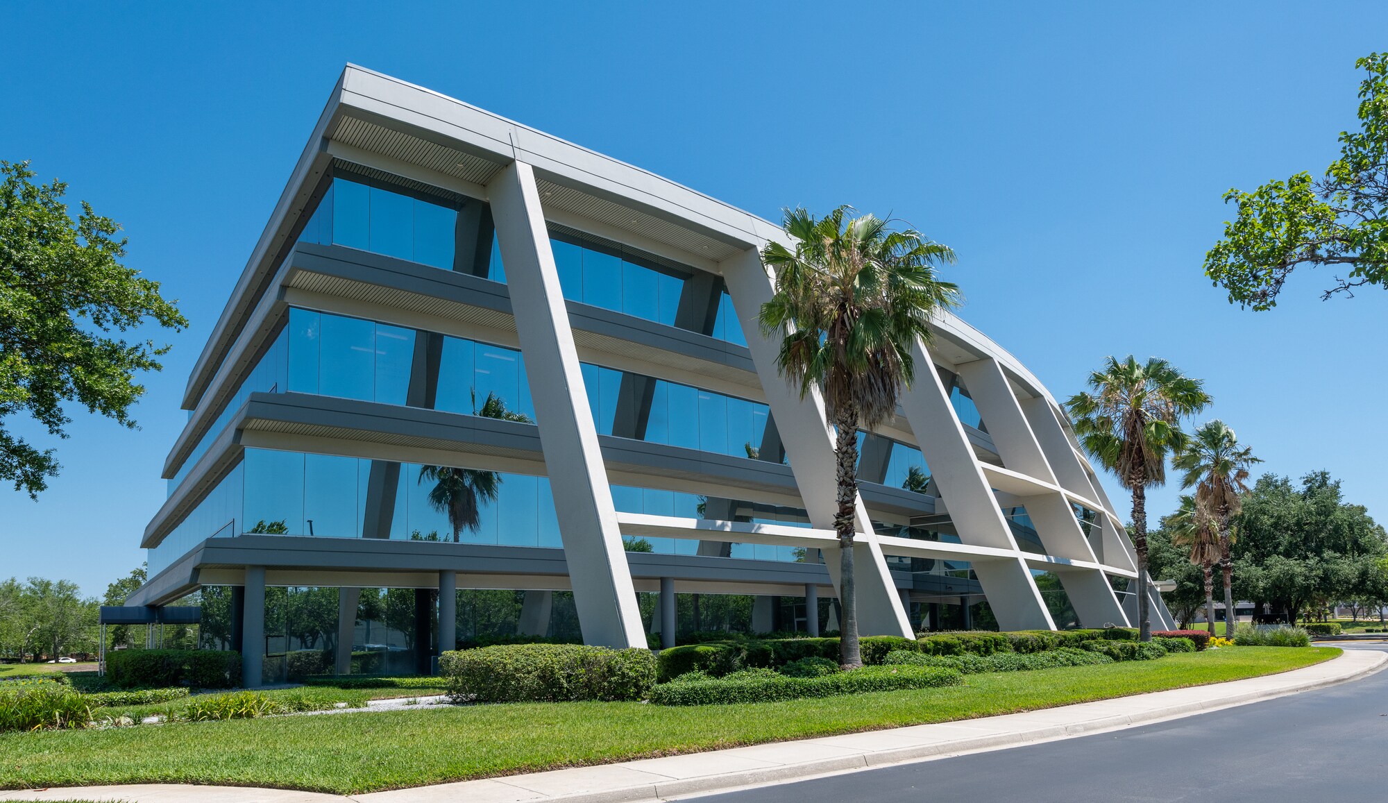 4190 Belfort Rd, Jacksonville, FL for Rent