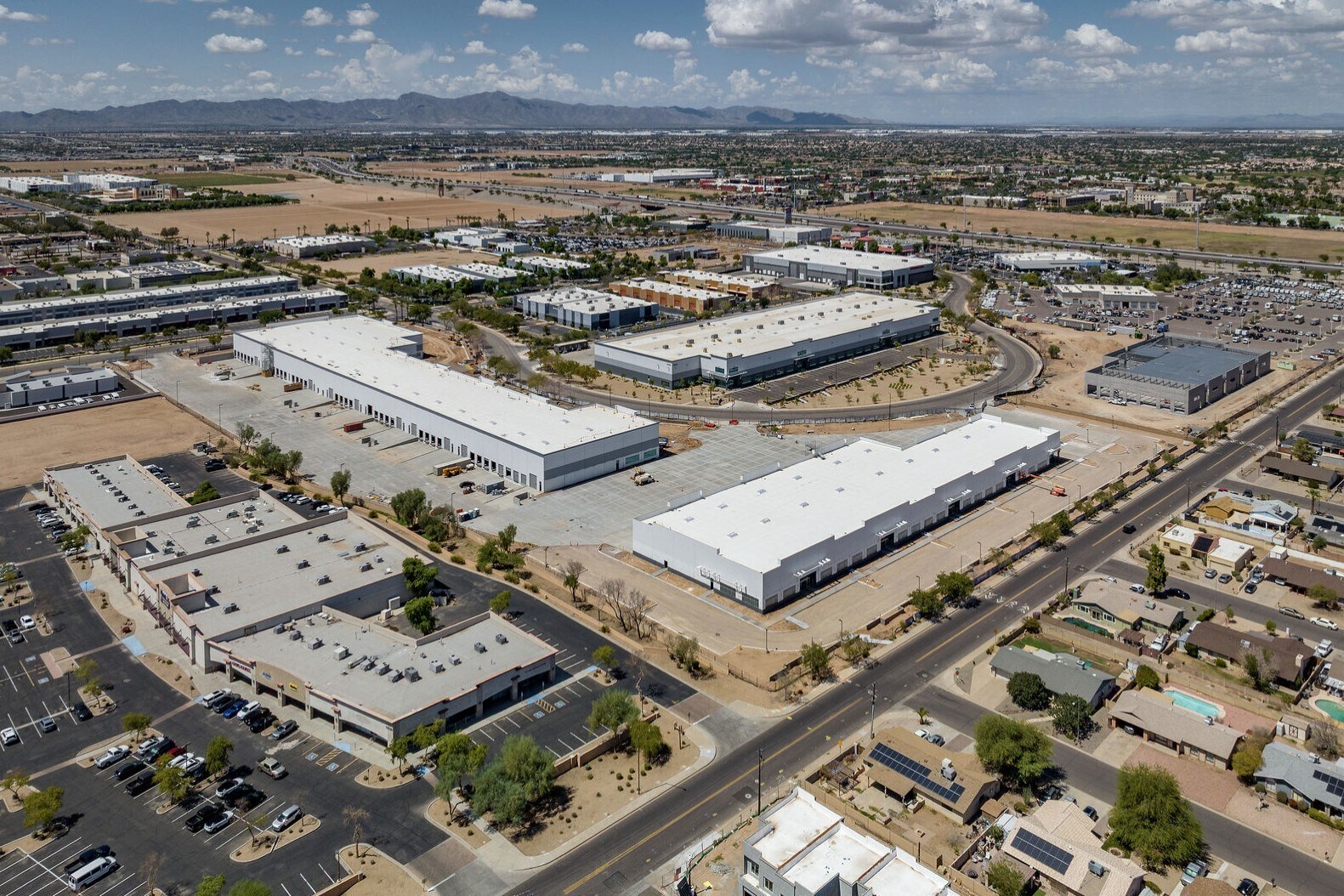 13550 W Auto Dr, Goodyear, AZ for Rent